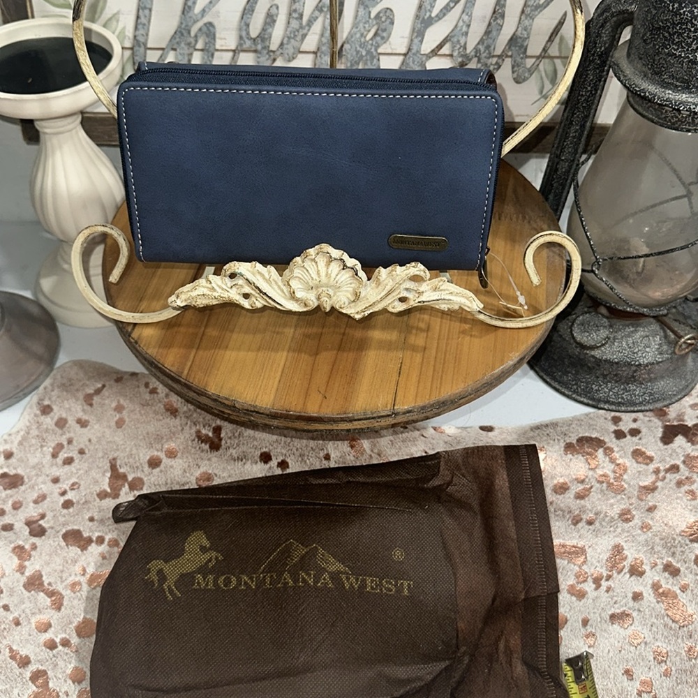 NWT Montana West Wallet - Picture 2 of 6